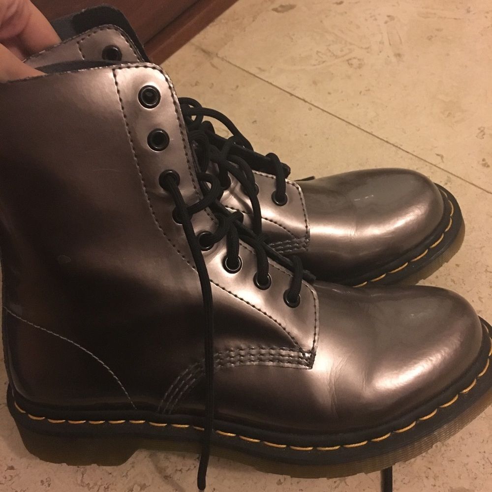 Dr. Martens Pascal Boots (never used)